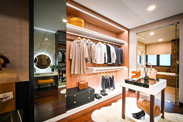 Wardrobe lighting